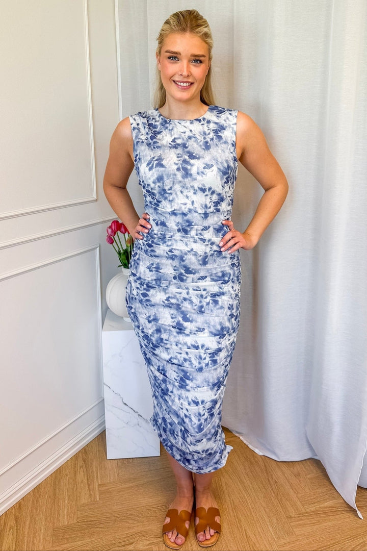 Corilina Long Mesh Dress Light Blue | Kjoler | Smuk - Dameklær på nett