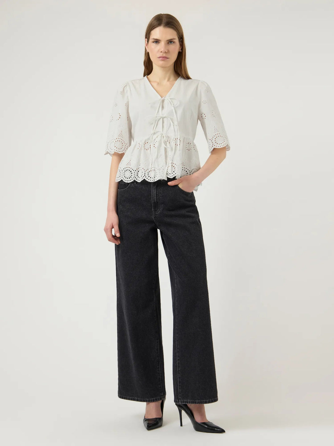 Cornelia 2/4 Tie Top Star White | Topper | Smuk