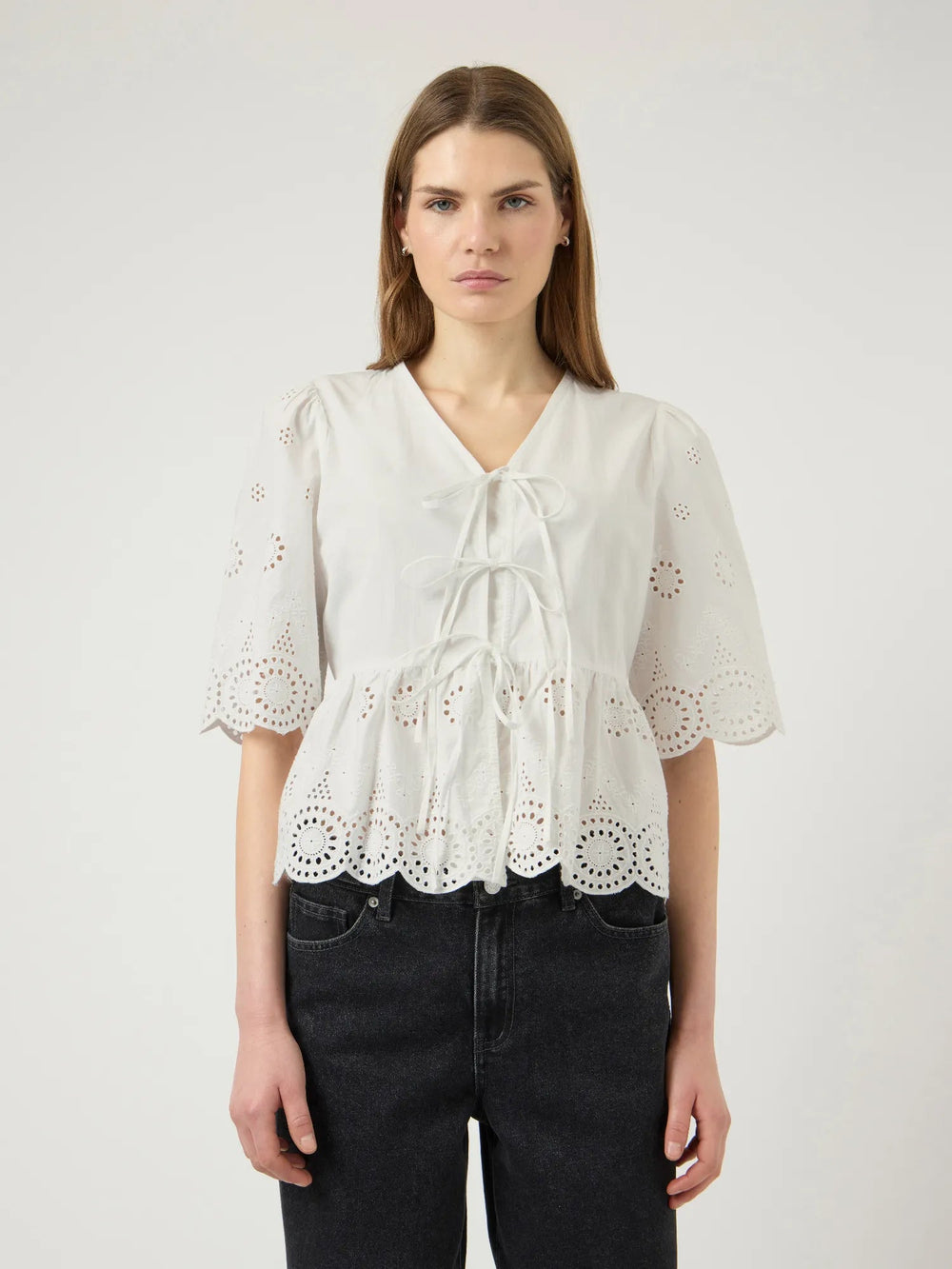 Cornelia 2/4 Tie Top Star White | Topper | Smuk