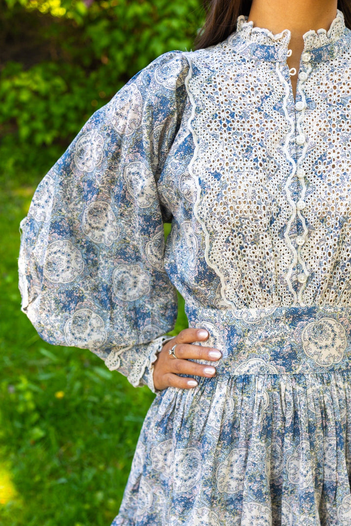 Cotton Slub Mini Dress Blue Paisley | Kjoler | Smuk