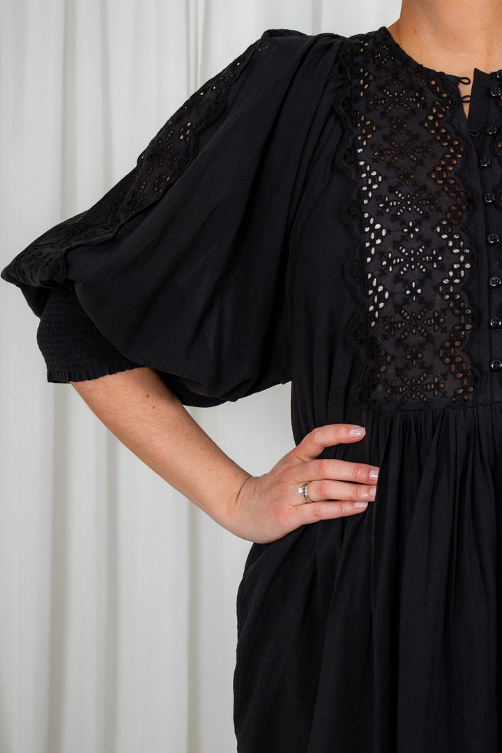 Cotton Slub Shift Dress Black | Kjoler | Smuk - Dameklær på nett