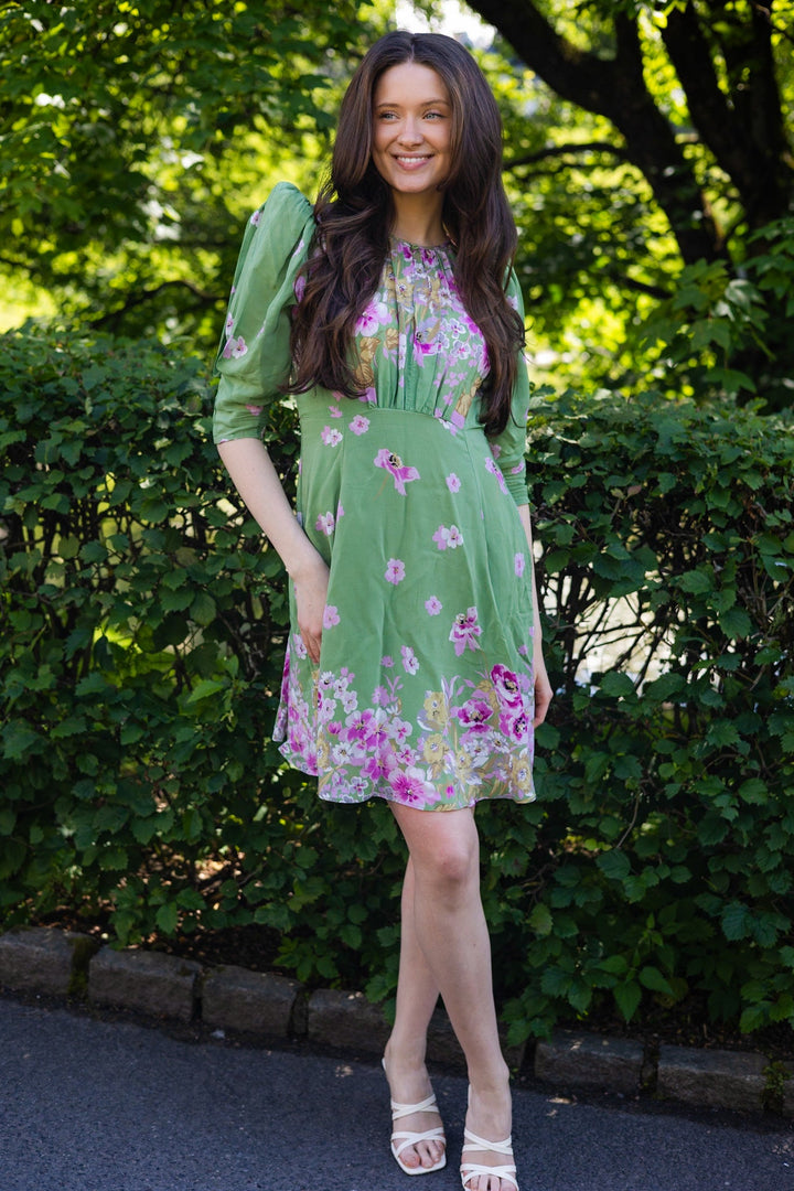 Crepe Mini Dress Green Field | Kjoler | Smuk - Dameklær på nett