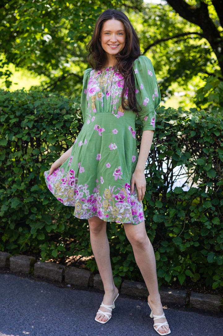 Crepe Mini Dress Green Field | Kjoler | Smuk - Dameklær på nett