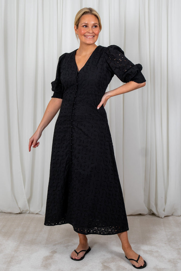 Cynthia Dress Black | Kjoler | Smuk - Dameklær på nett