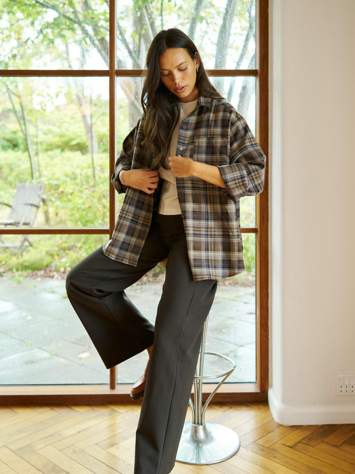 Dalma Flannel Check Shirt Dark Taupe | Skjorter og bluser | Smuk