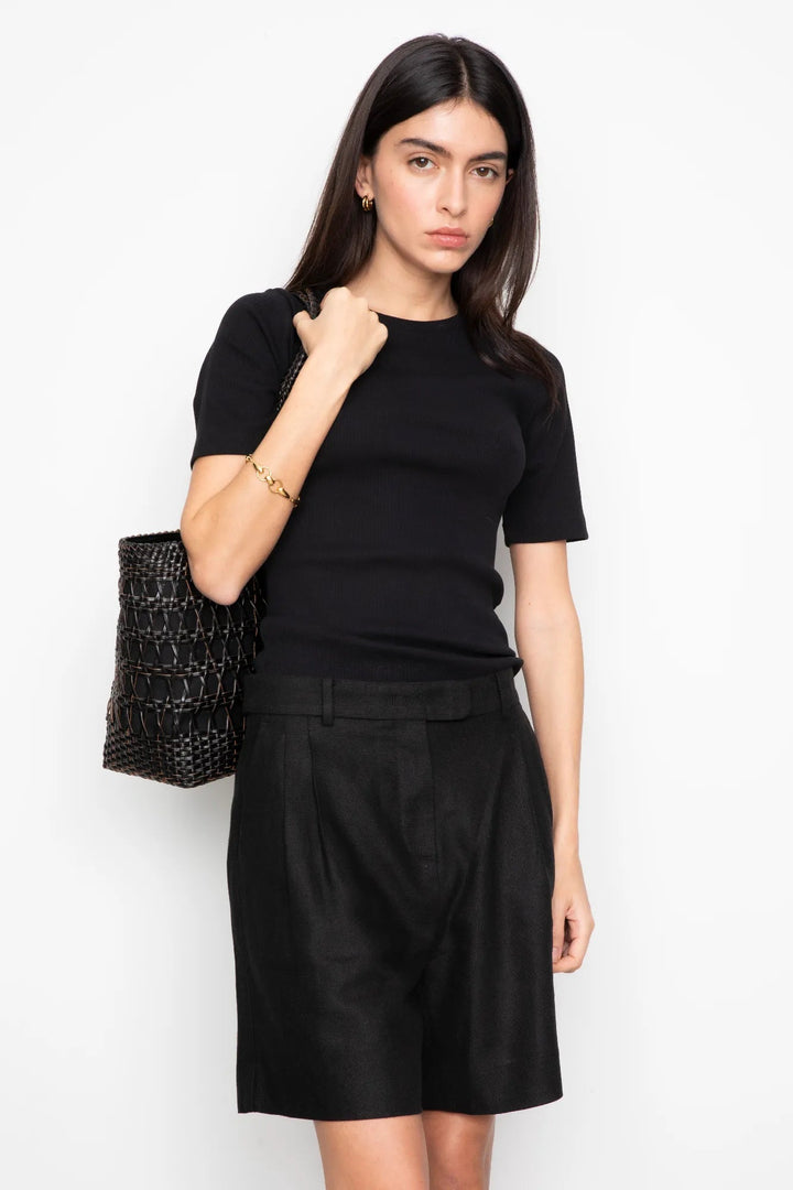 Daria Shorts Black | Shorts | Smuk