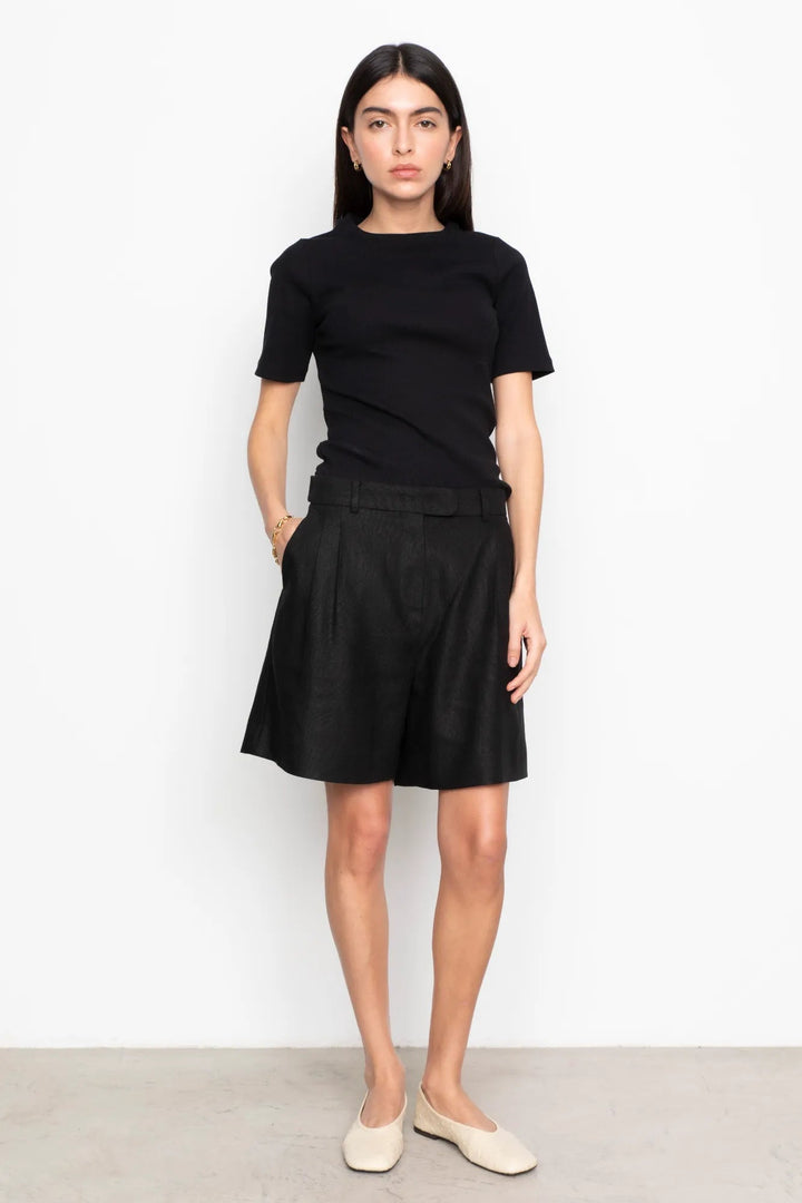Daria Shorts Black | Shorts | Smuk