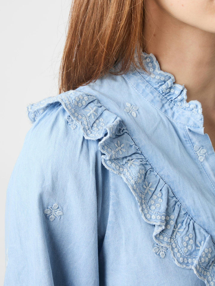 Degas Denim Blouse Light Blue | Skjorter og bluser | Smuk - Dameklær på nett