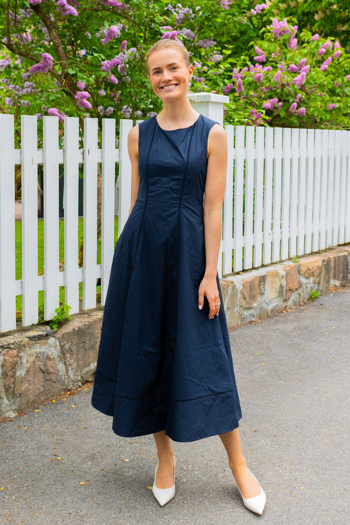 Delia Reg Sl Midi Ladder Stitch Dress Dark Sapphire | Kjoler | Smuk