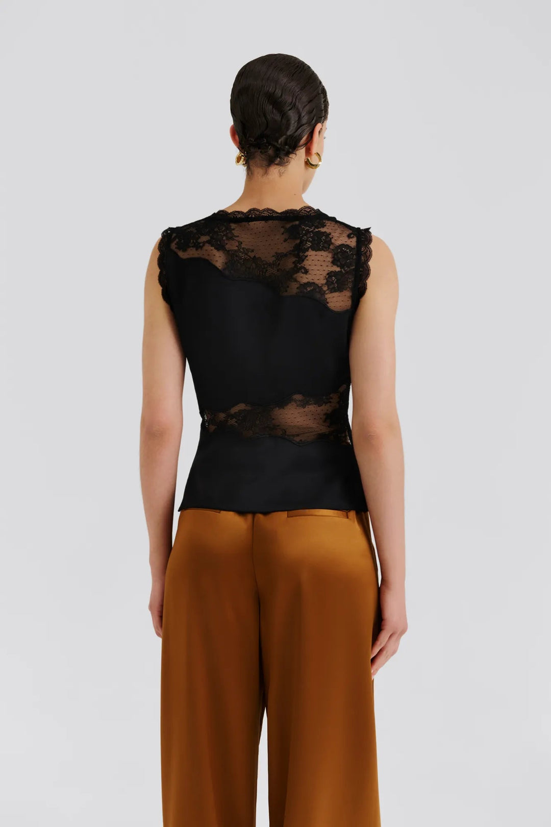 Desire Lace Trimmed Cut Out Top Black | Skjorter og bluser | Smuk