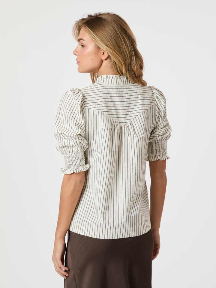 Diana Crepe Stripe Blouse Brown | Skjorter og bluser | Smuk - Dameklær på nett