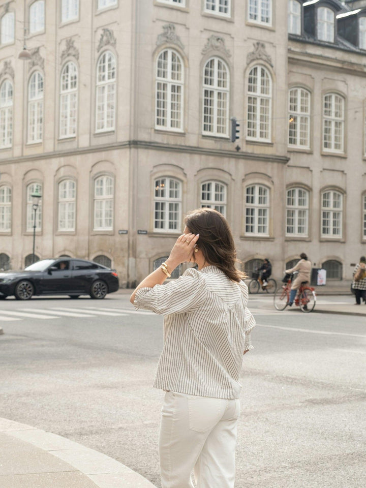 Diana Crepe Stripe Blouse Brown | Skjorter og bluser | Smuk - Dameklær på nett