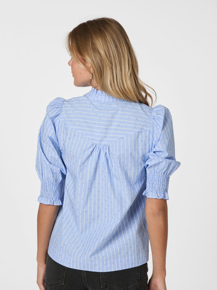 Diana Stripy Stone Blouse Light Blue | Skjorter og bluser | Smuk - Dameklær på nett