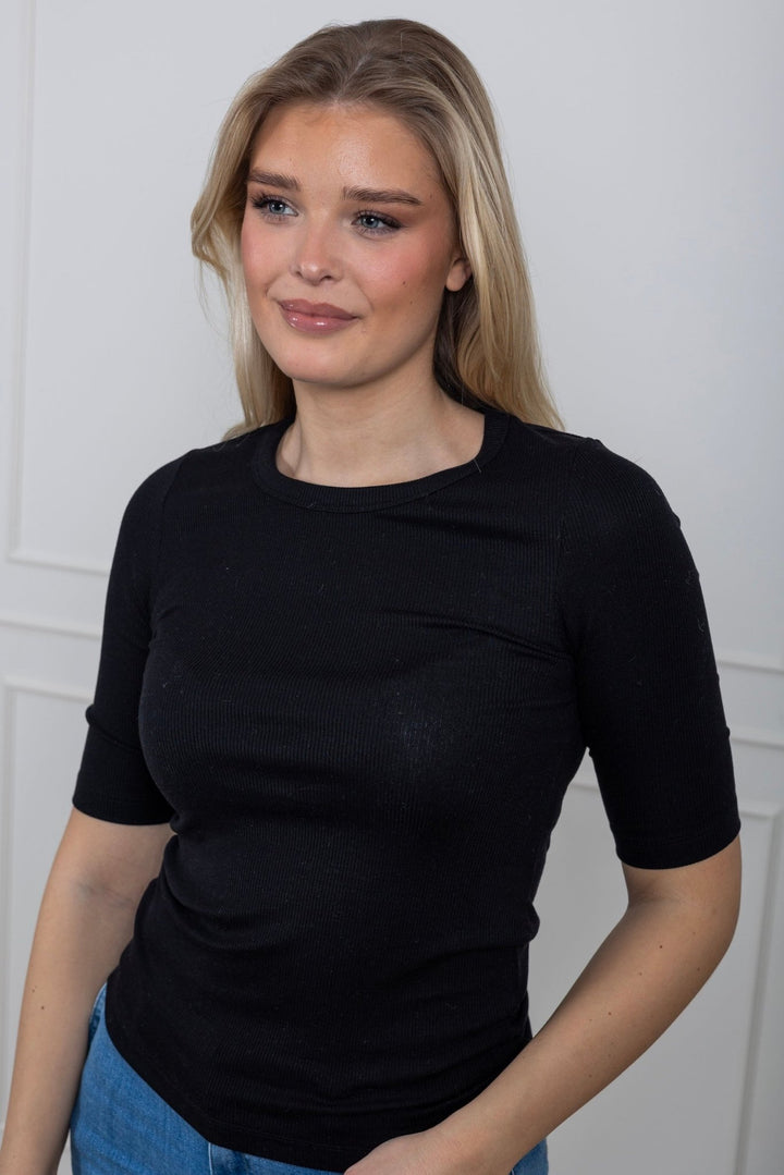 Dianna 2/4 O - Neck Top Black | Topper | Smuk - Dameklær på nett