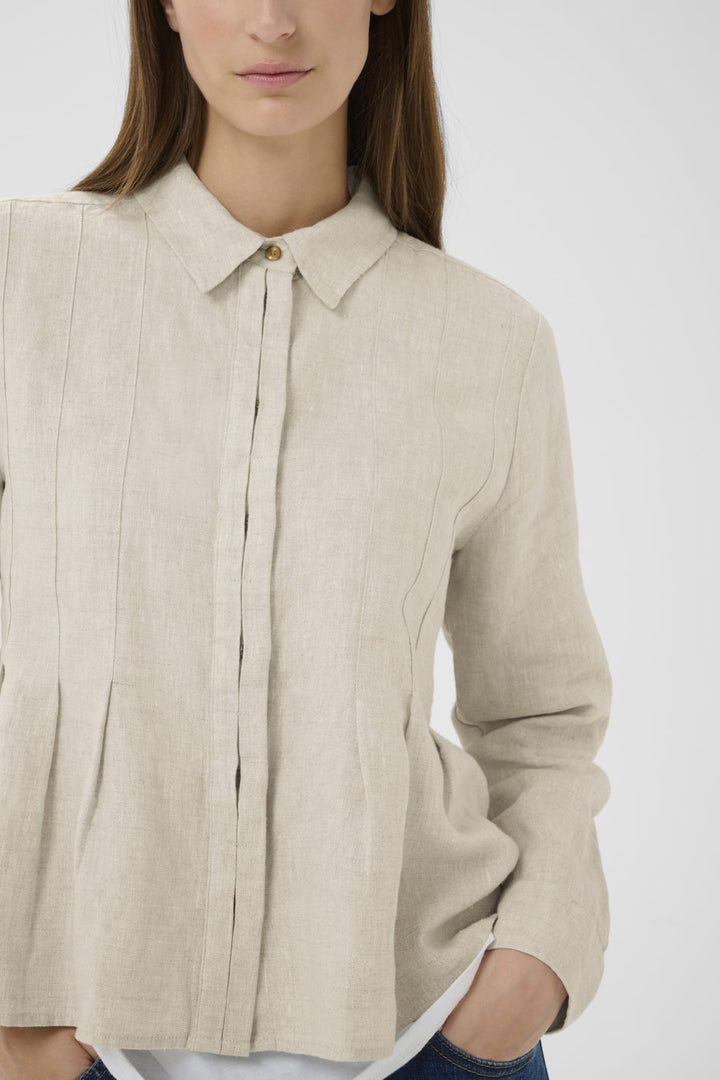 Dilanaiw Pleated Shirt Ecru Melange | Skjorter og bluser | Smuk