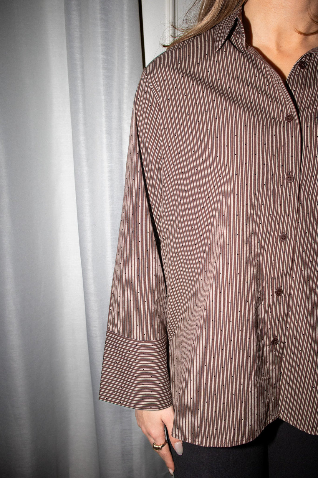 Dita Striped Line Shirt Dark Brown | Skjorter og bluser | Smuk