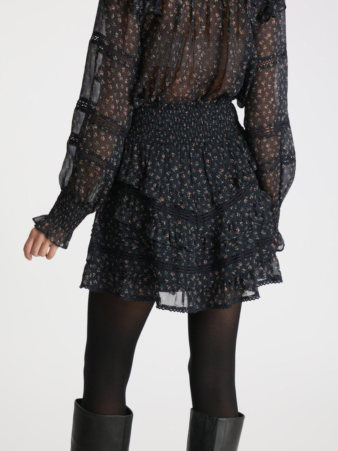Donna Mini Rose Skirt Black | Skjørt | Smuk - Dameklær på nett