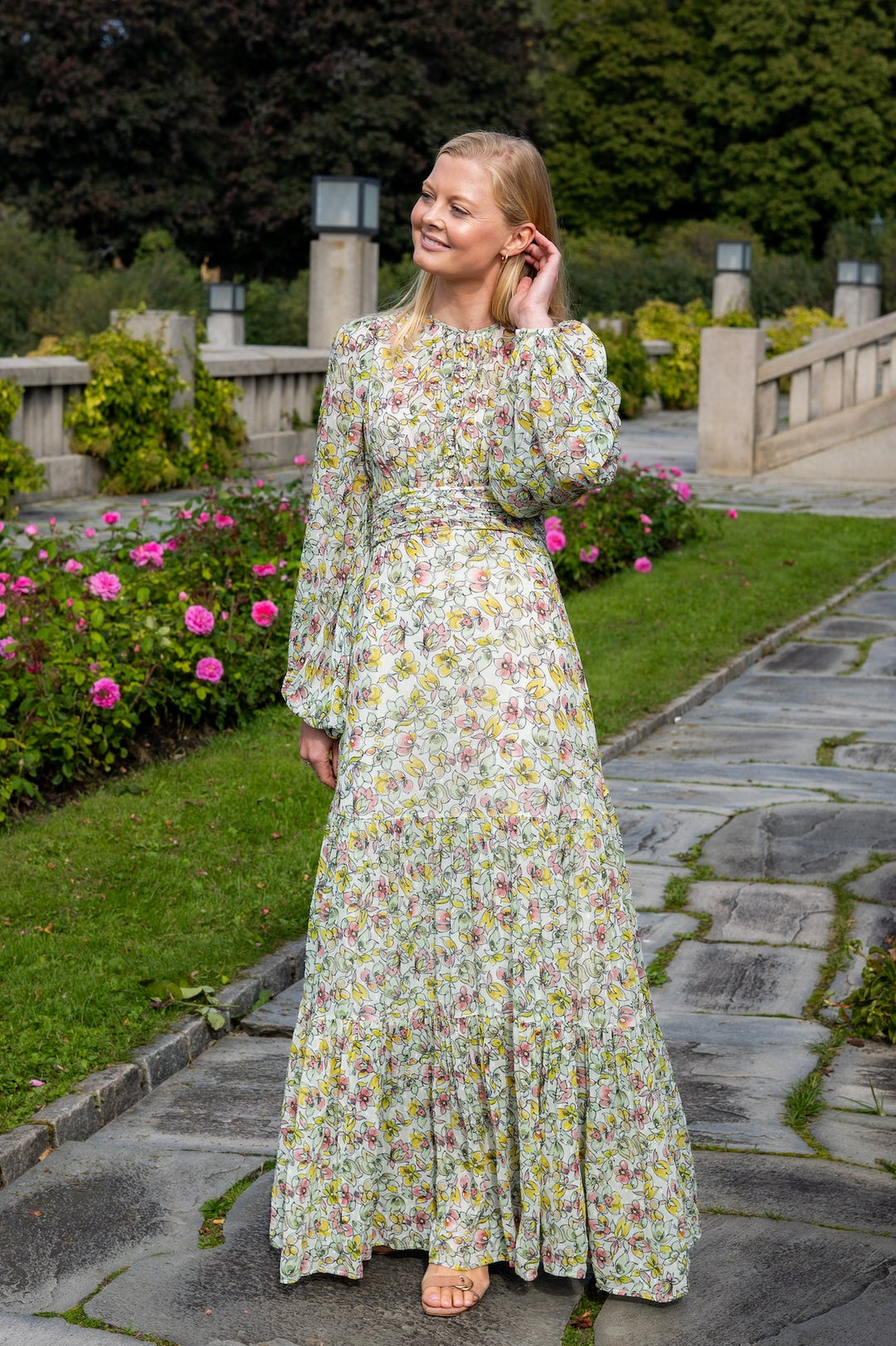 Dotted Georgette Gown Vintage Floral | Kjoler | Smuk - Dameklær på nett