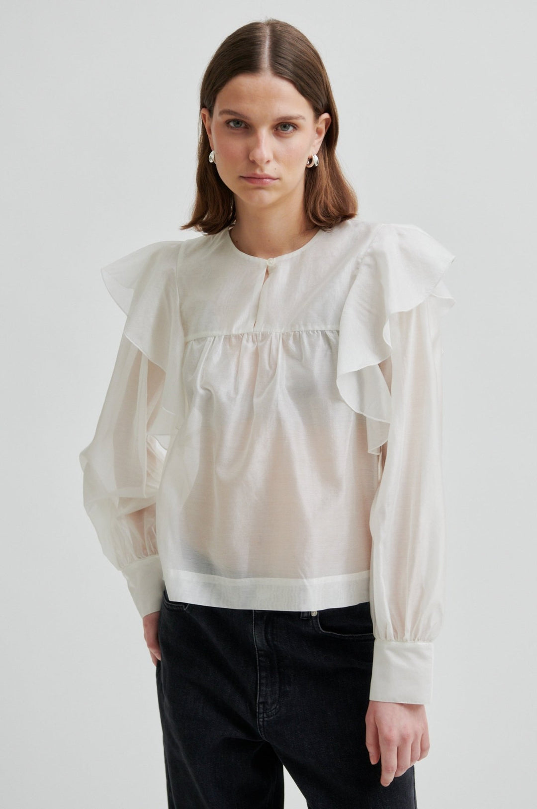 Dream Ruffle Blouse Jet Stream | Skjorter og bluser | Smuk - Dameklær på nett