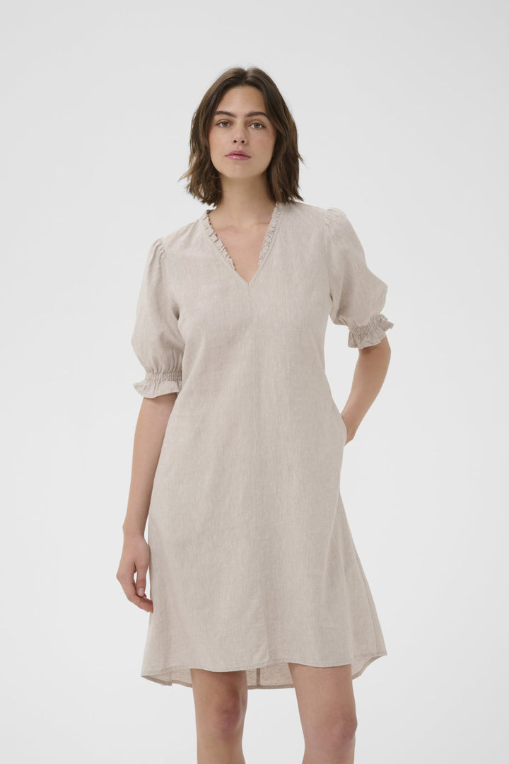 Edithiw Rigitta Dress Ecru | Kjoler | Smuk