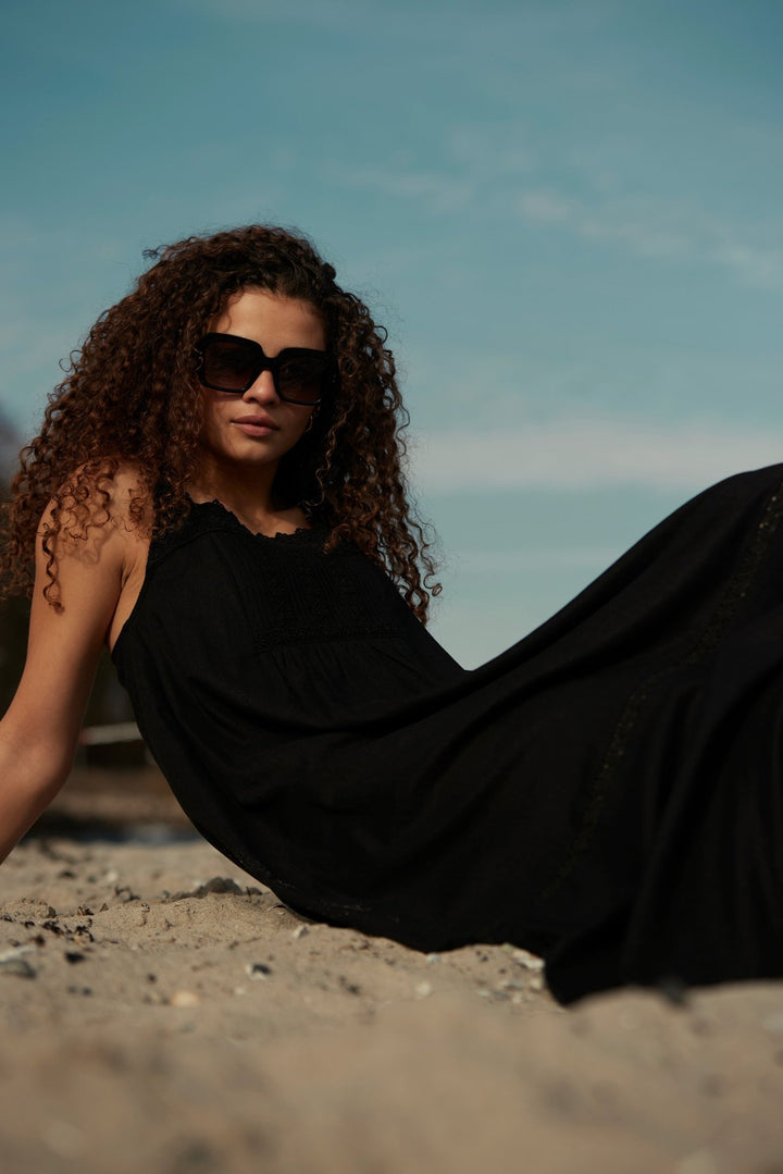 Effie Dress Black | Kjoler | Smuk - Dameklær på nett