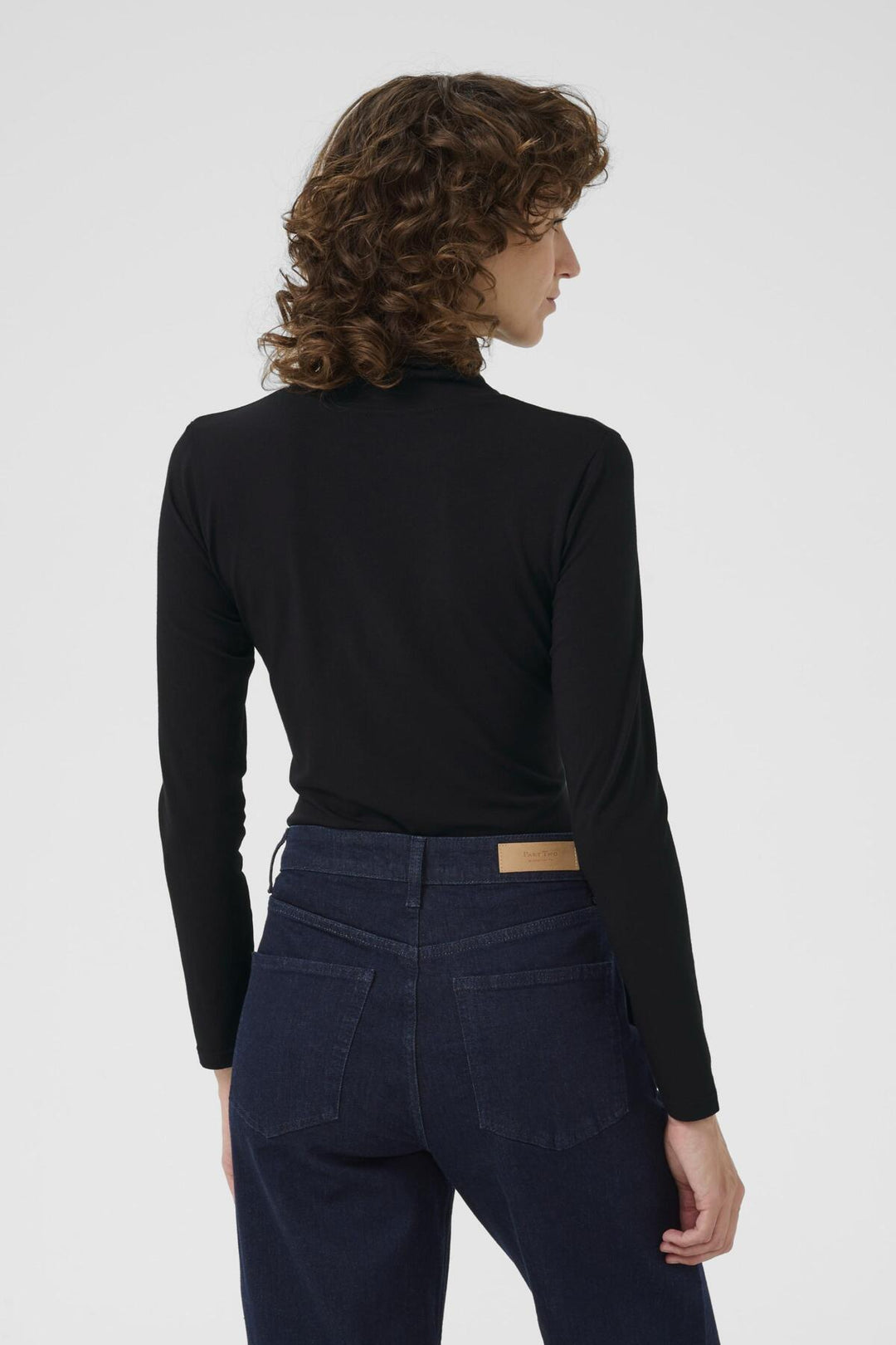 Efinas T-Shirt Black | Topper | Smuk - Dameklær på nett