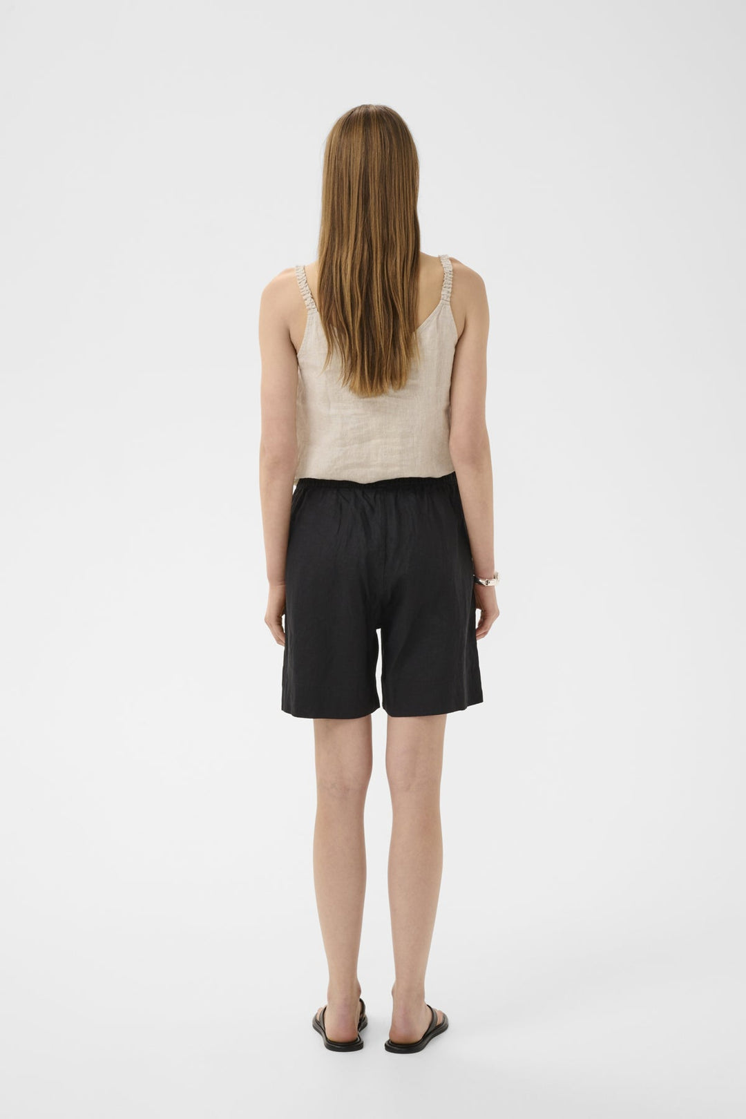 Elinoriw Shorts Black | Shorts | Smuk