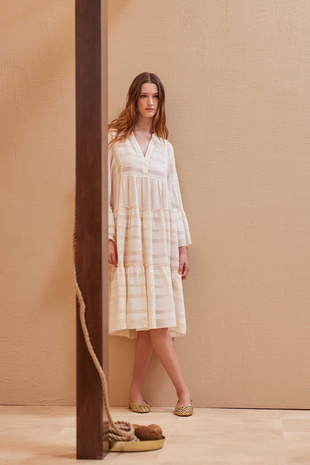 Ella Midi Dress Ecru/Offwhite | Kjoler | Smuk - Dameklær på nett