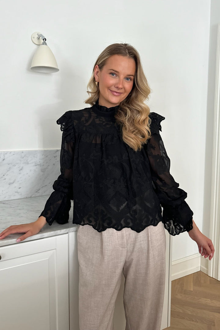 Ellinoric Lace Shirt Vintage Black | Skjorter og bluser | Smuk - Dameklær på nett