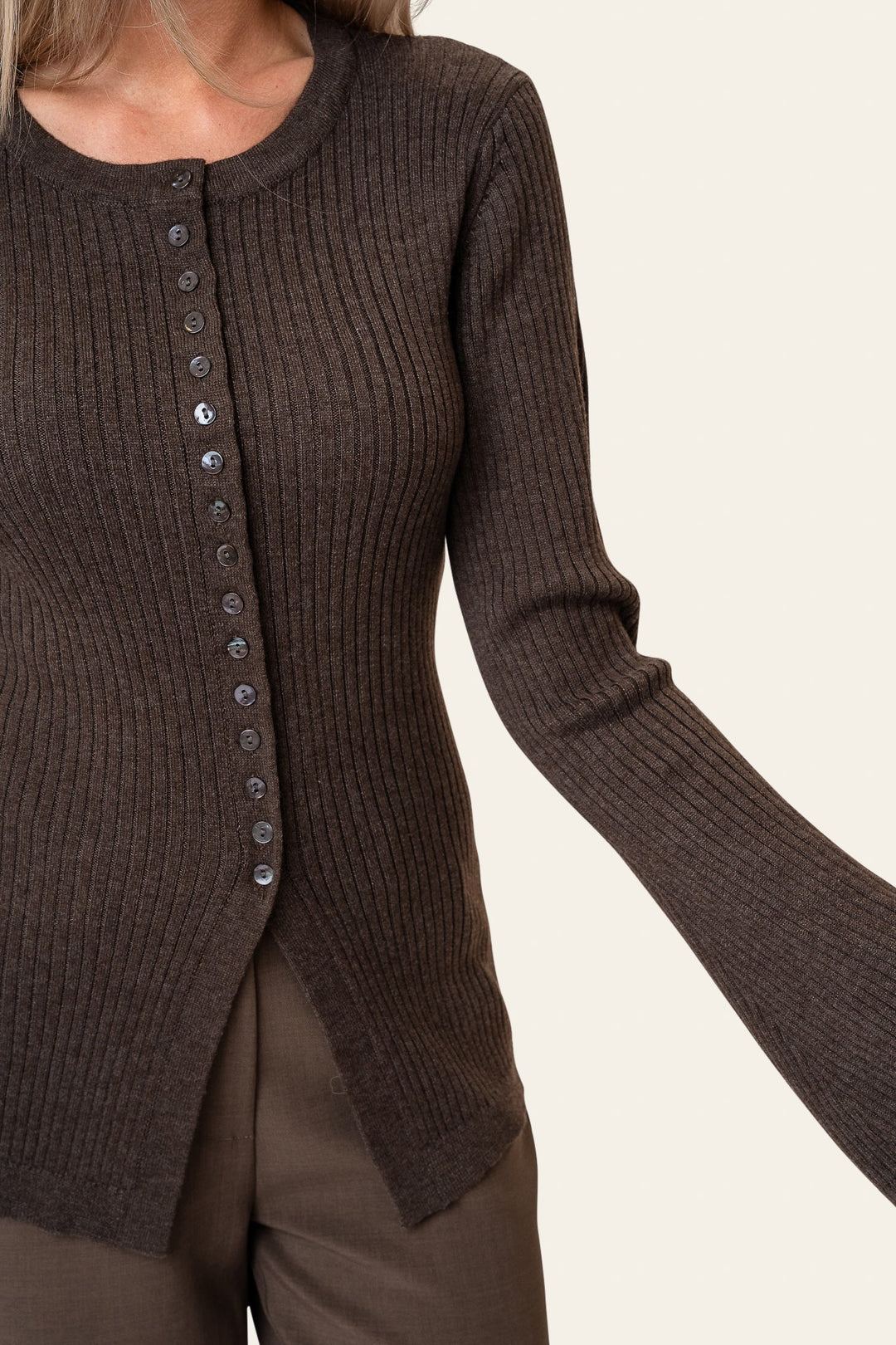 Elma Cardigan Dark Brown | Genser | Smuk