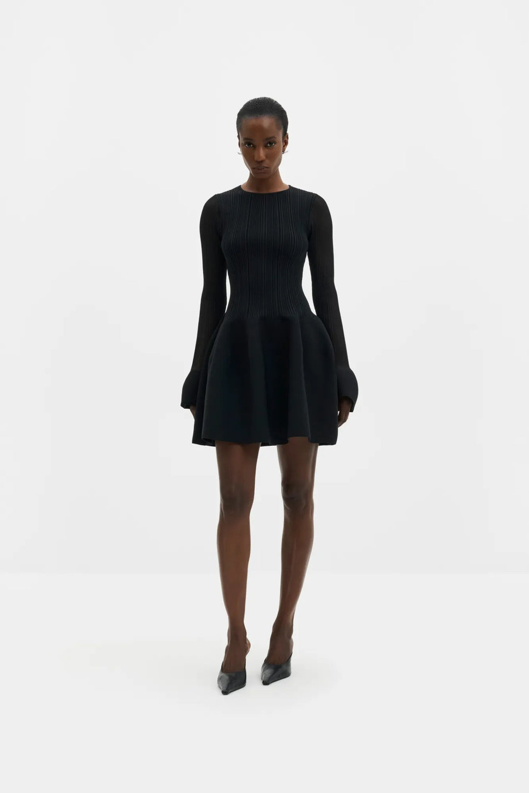 Elona Voluminous Skirt Knitted Mini Dress Black | Kjoler | Smuk