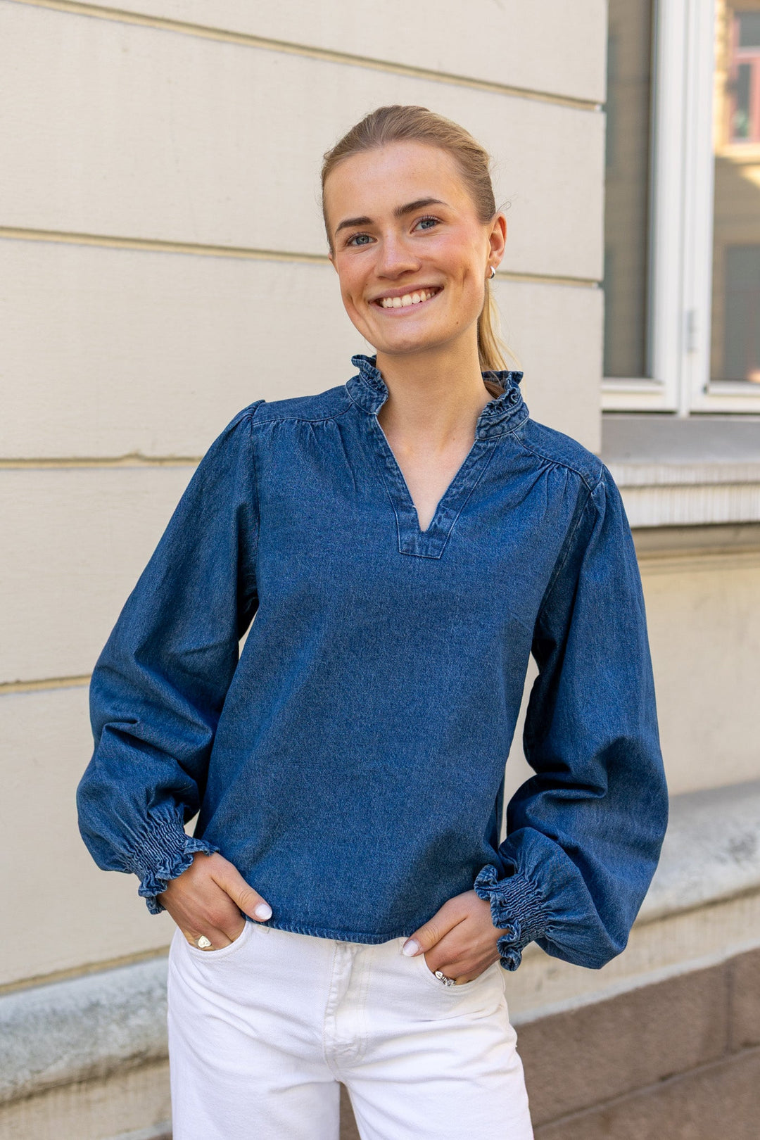 Emmeline Denim Blouse Dark Blue | Skjorter og bluser | Smuk