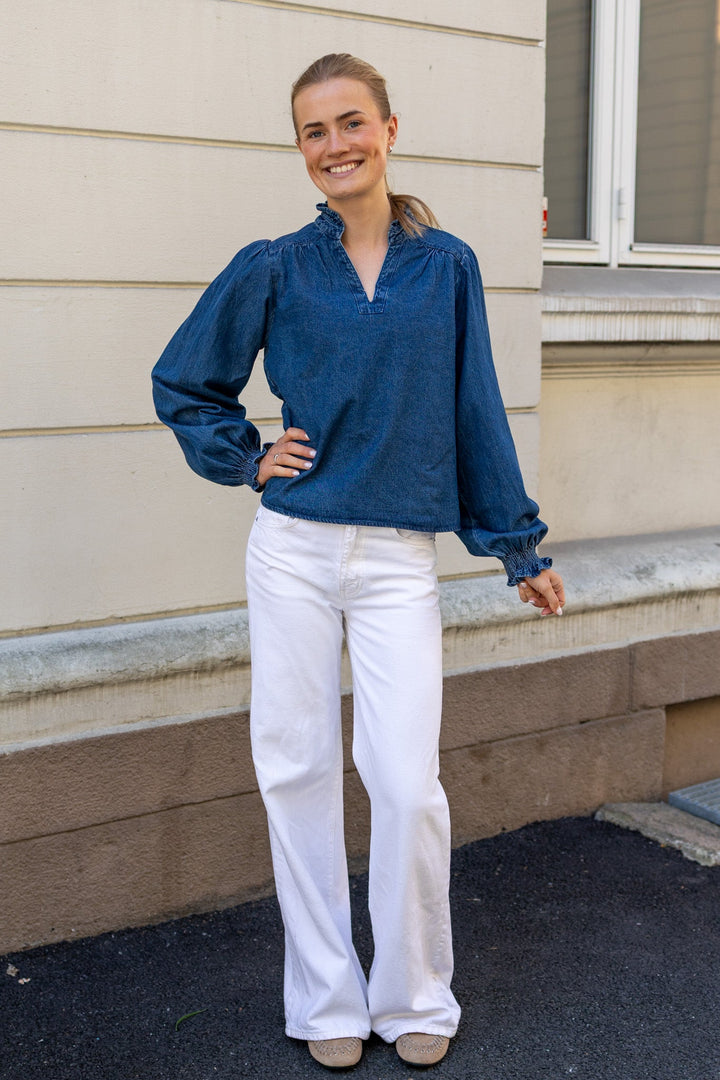 Emmeline Denim Blouse Dark Blue | Skjorter og bluser | Smuk