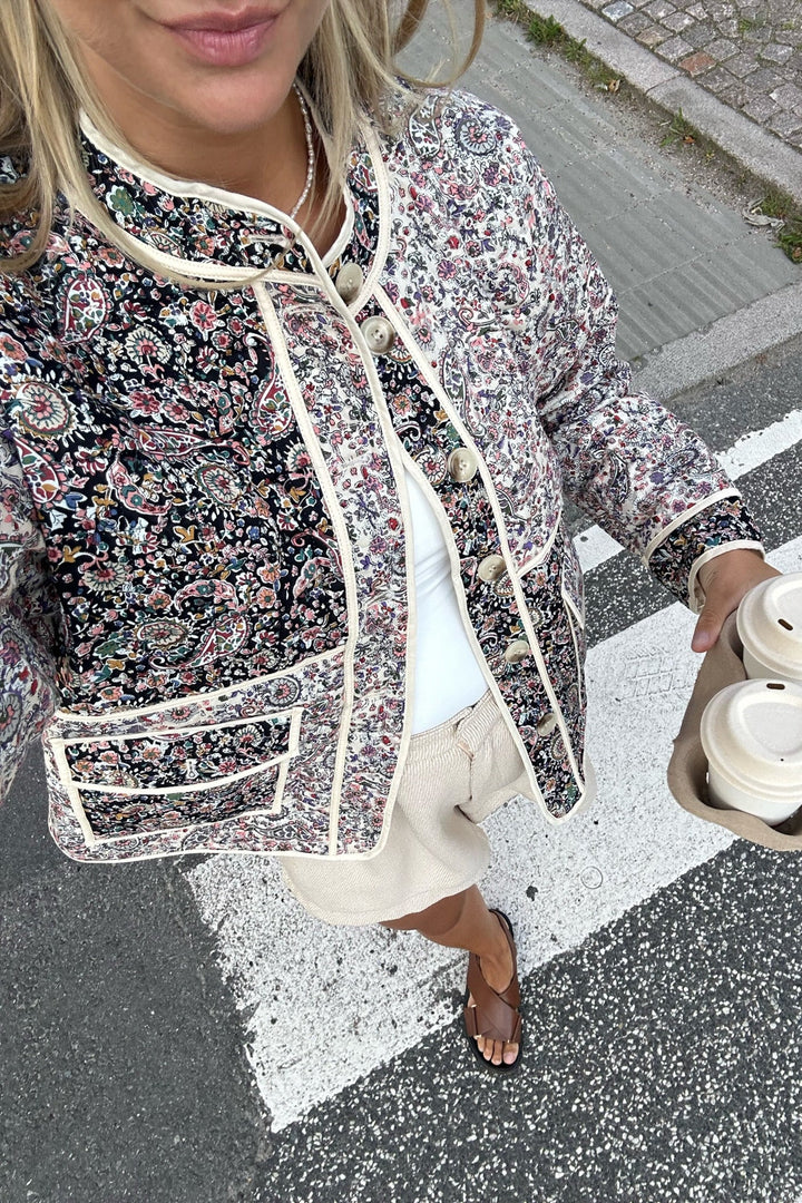 Emmyic Quilted Jacket Multi Paisley | Yttertøy | Smuk - Dameklær på nett