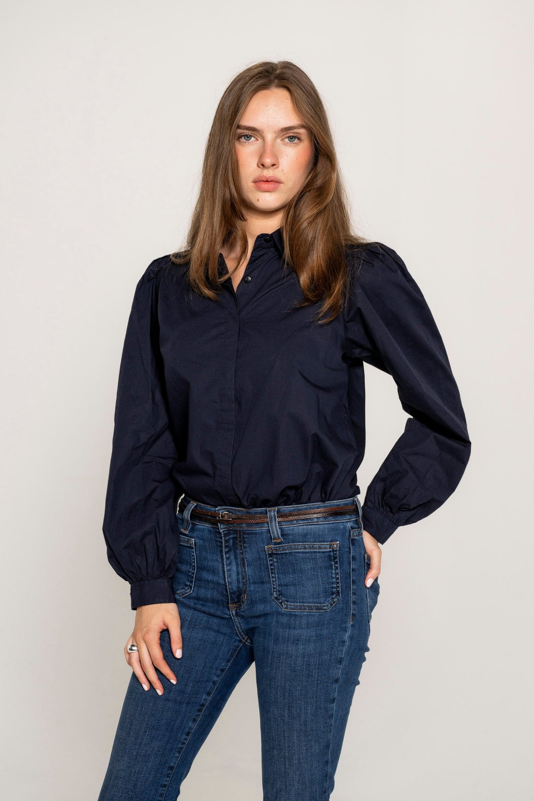 Erika Shirt Marine Poplin | Skjorter og bluser | Smuk
