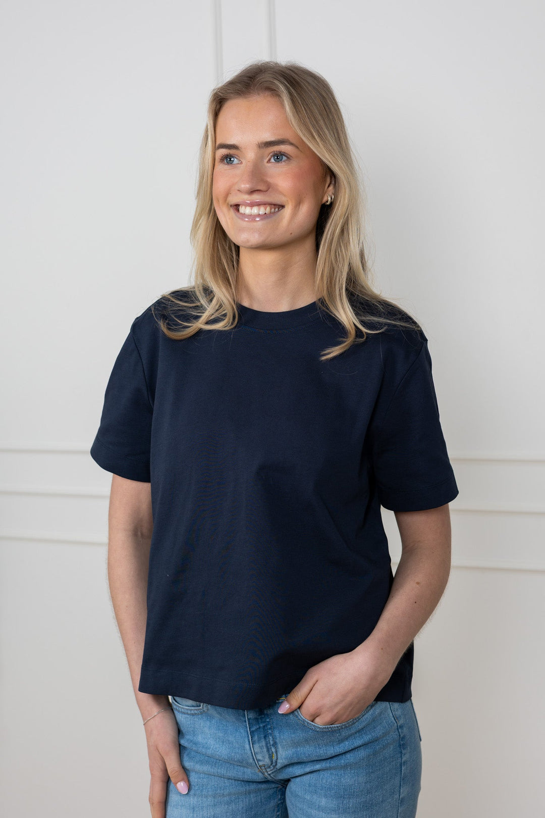 Essential Ss Boxy Tee Dark Sapphire | Topper | Smuk