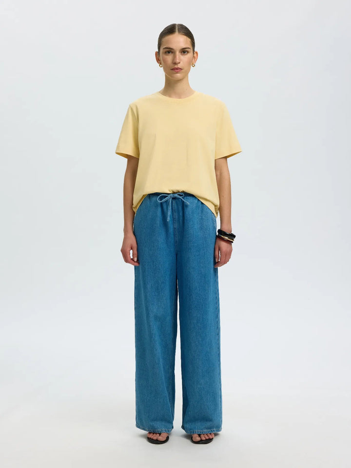 Essential Ss Boxy Tee Italian Straw | Topper | Smuk