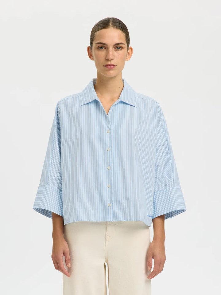 Ester Oversize 3/4 Shirt Malibu Blue Stripe | Skjorter og bluser | Smuk