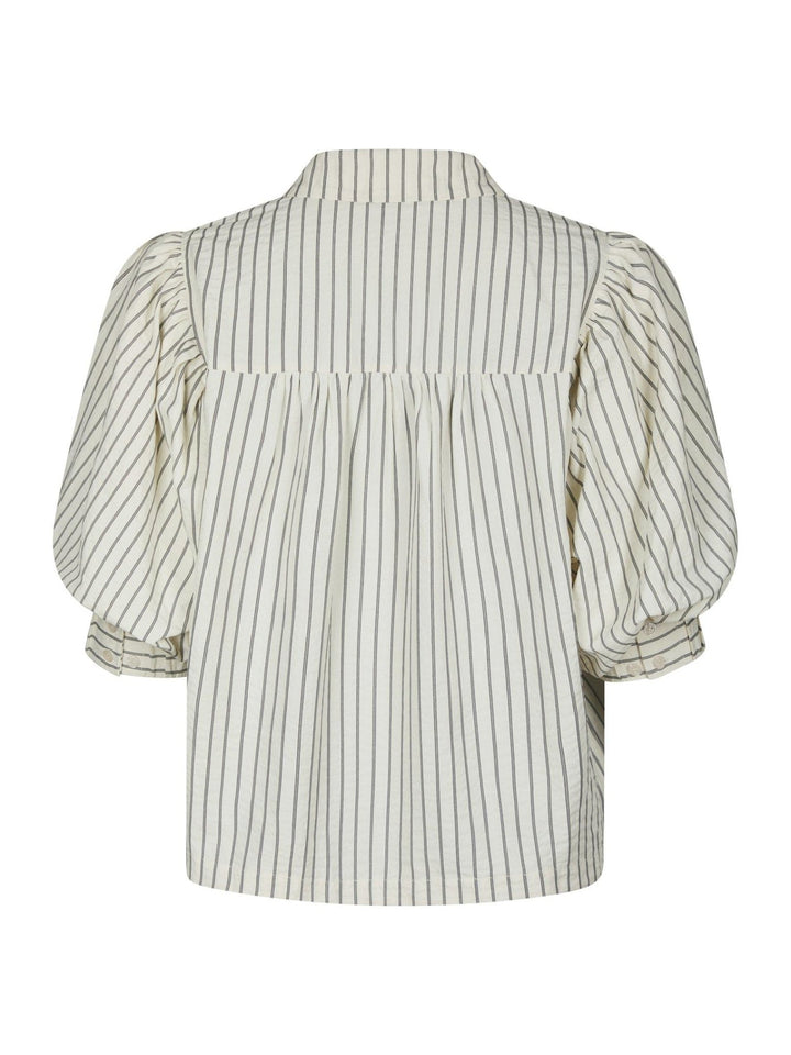 Etta Slim Stripe Shirt Off White | Skjorter og bluser | Smuk
