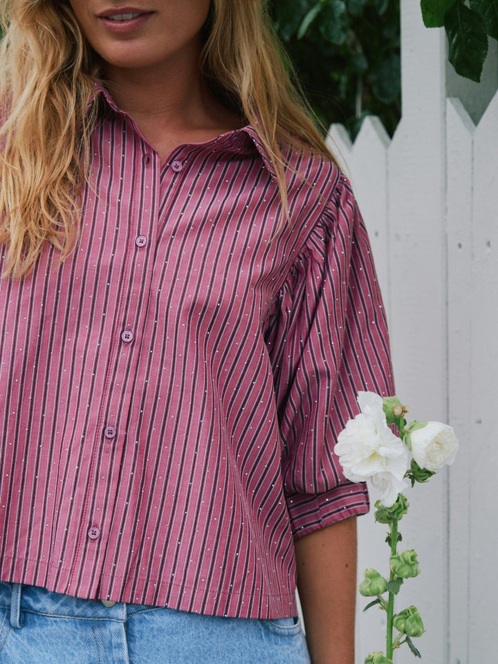 Etta Soft Stripe Stone Shirt Dark Rose | Skjorter og bluser | Smuk - Dameklær på nett