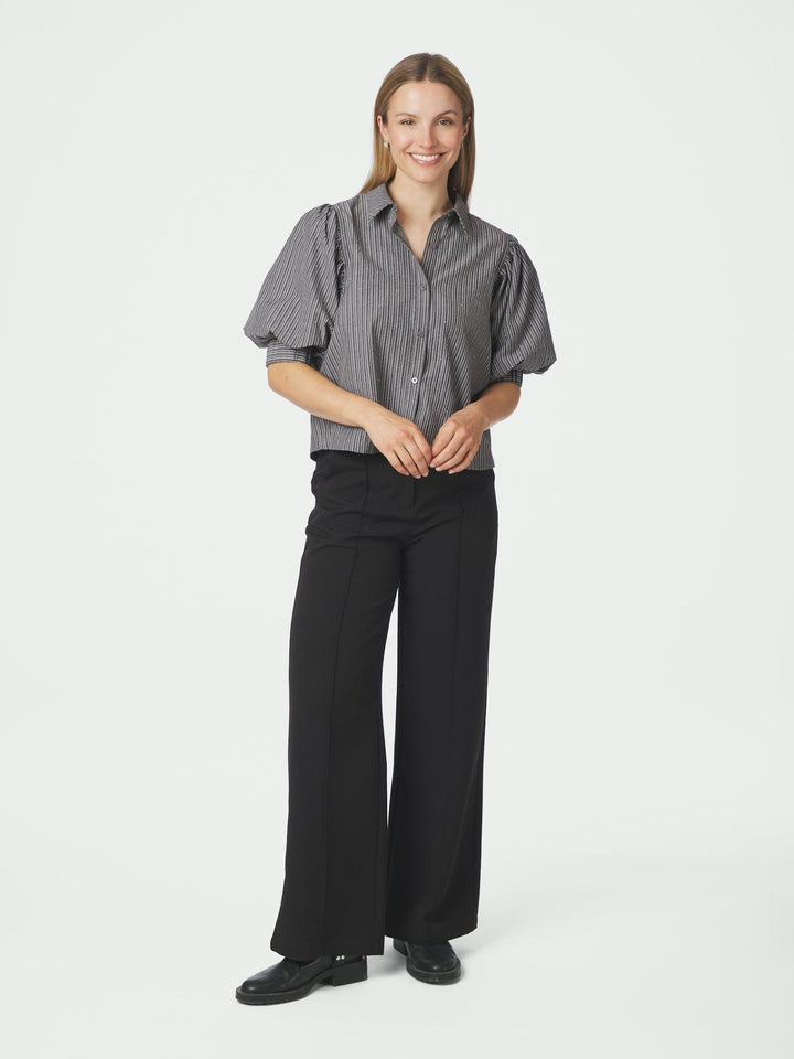 Etta Stripe B Shirt Dark Grey | Skjorter og bluser | Smuk