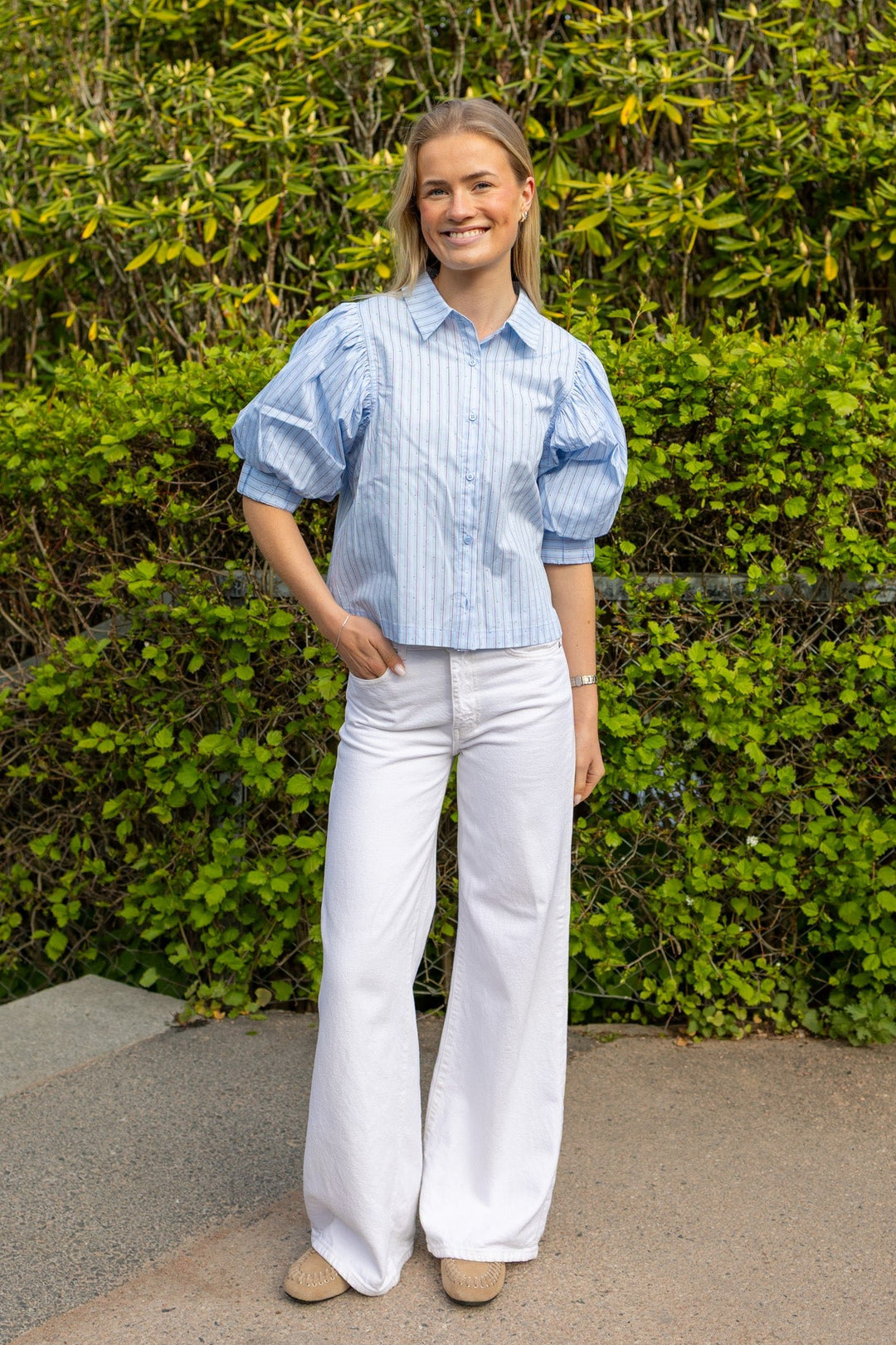 Etta Stripe Stone Shirt Light Blue | Skjorter og bluser | Smuk