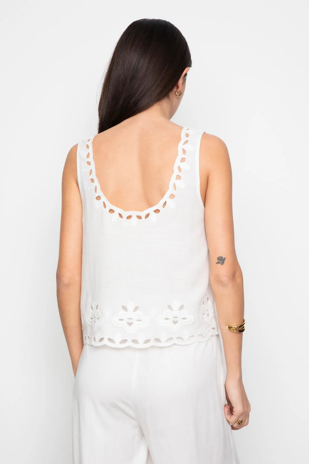 Evie Top White | Topper | Smuk