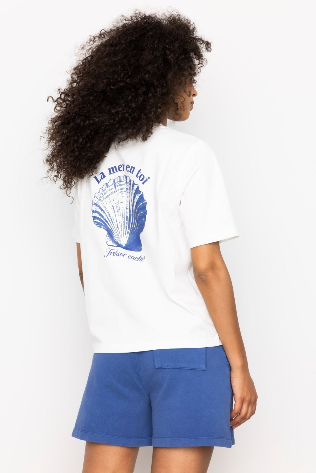 Ezra Tee Off-White | Topper | Smuk