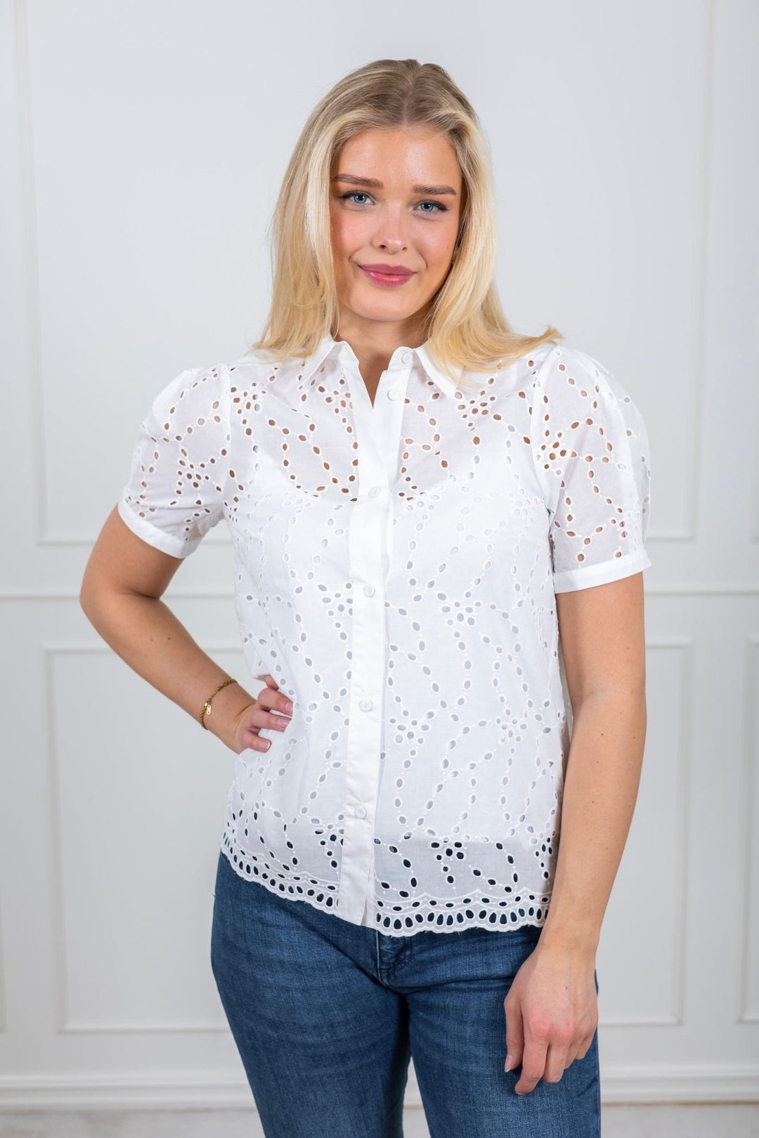 Faithiw Shirt Pure White | Skjorter og bluser | Smuk - Dameklær på nett