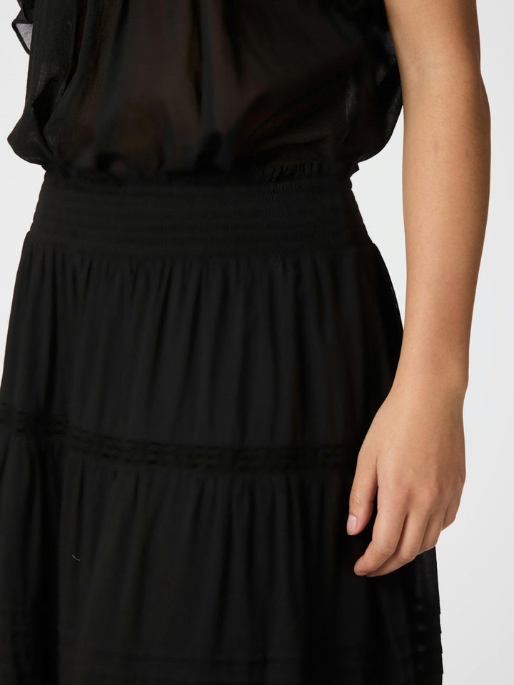 Felicia S Voile Skirt Black | Skjørt | Smuk - Dameklær på nett