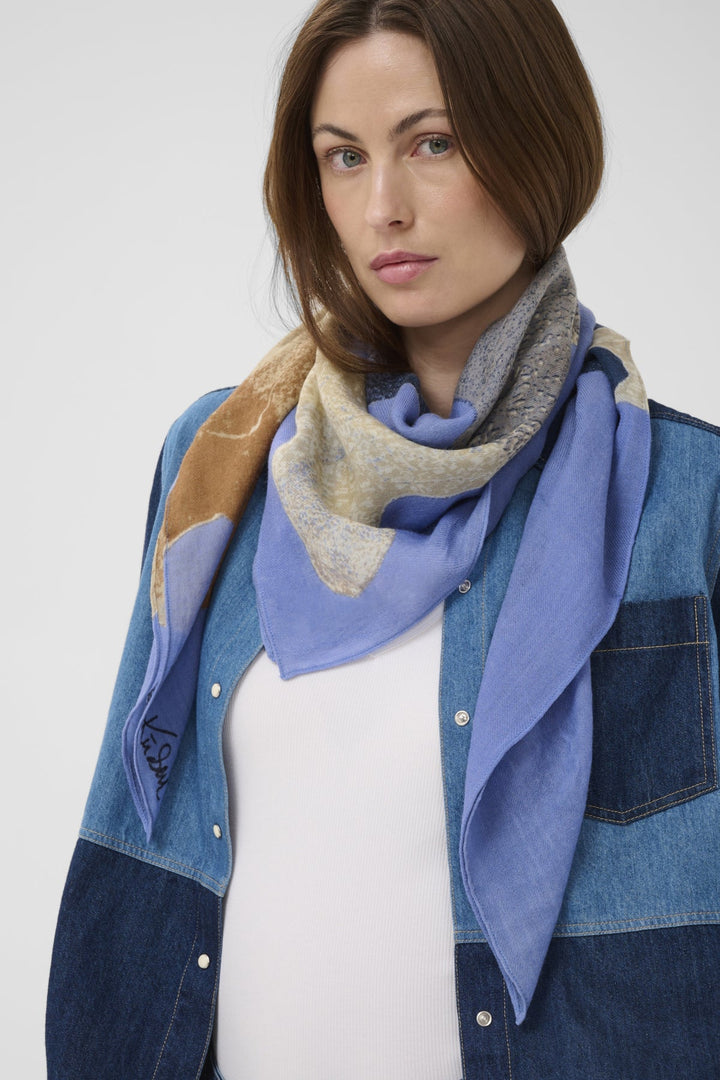 Felisia Scarf Serenity Leaf Print | Accessories | Smuk
