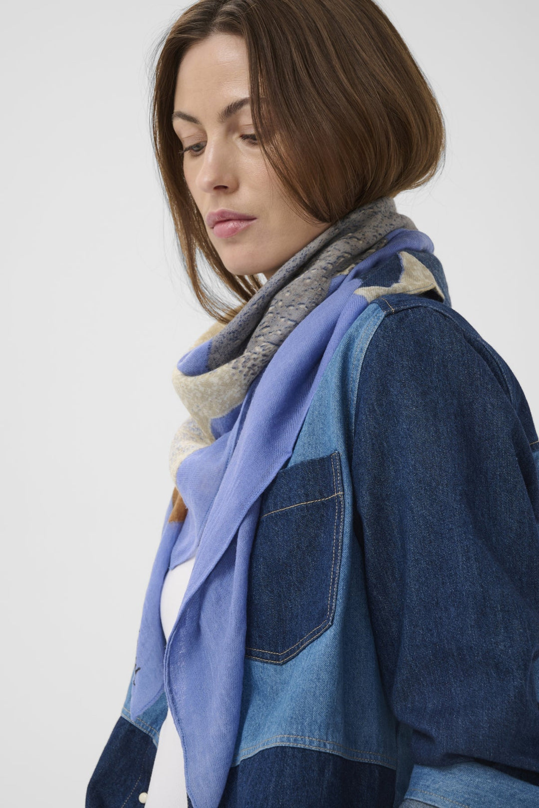 Felisia Scarf Serenity Leaf Print | Accessories | Smuk