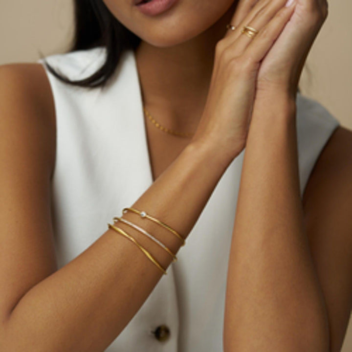 Fine Crystal & Wave Bangle Stacking Set Pale Gold | Accessories | Smuk