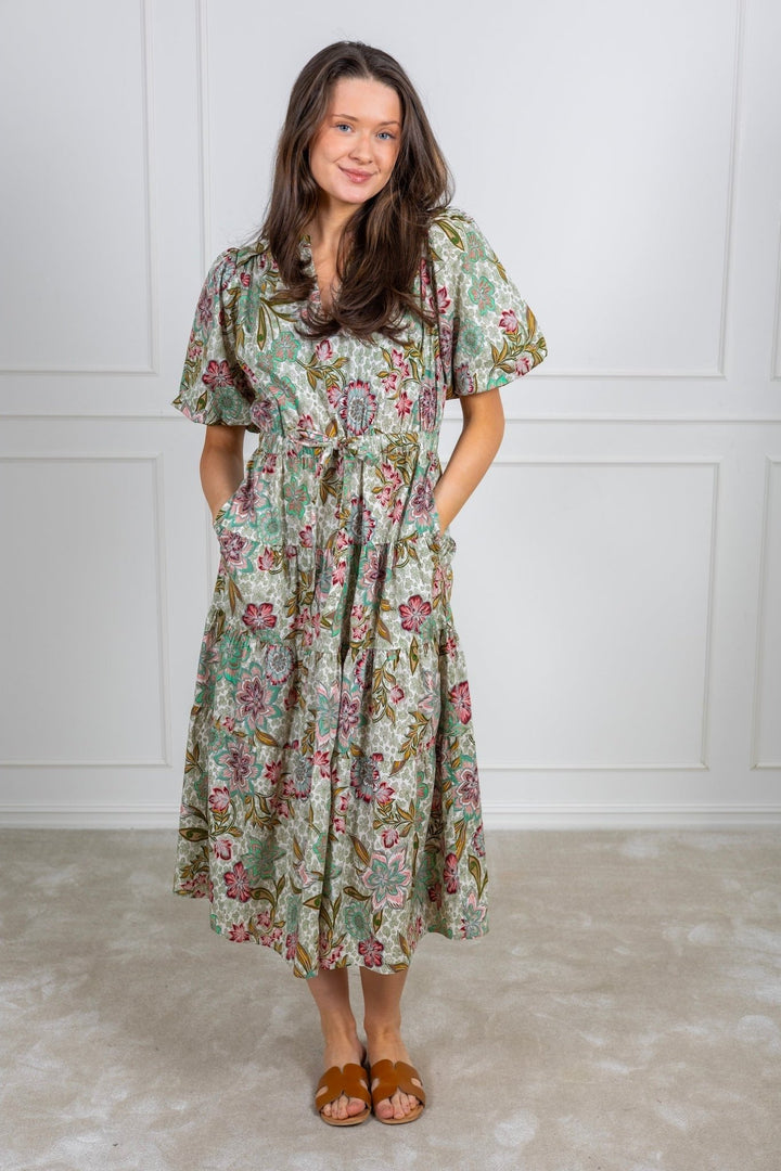 Florence Pia Dress Green | Kjoler | Smuk - Dameklær på nett